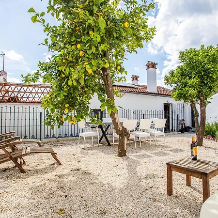 El Patio Del Azahar Holiday home *